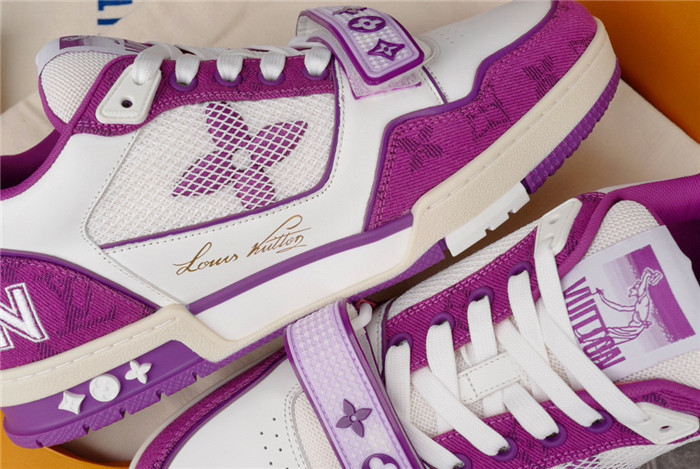 LV SNEAKER LV-000158