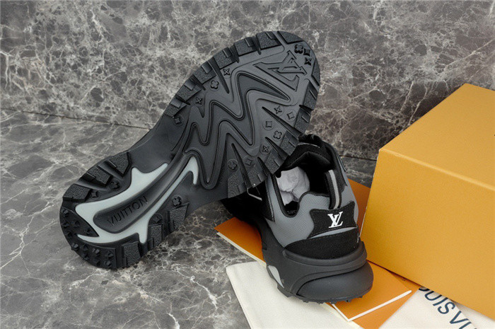 LV SNEAKER LV-000265