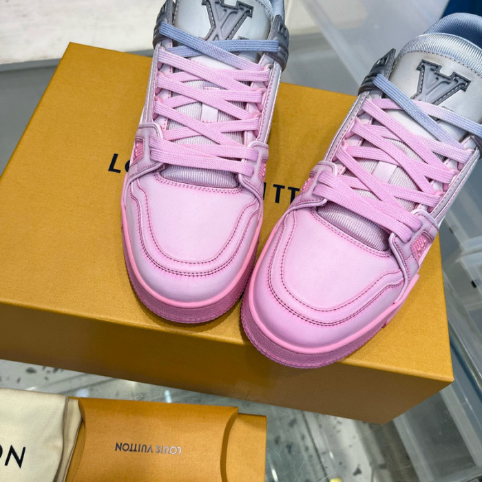 LV SNEAKER LV-000477