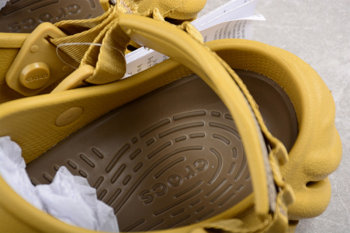 Cr*0*s x salehe bembury c00003