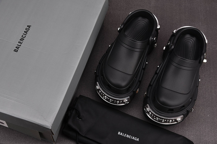 Cr*0*s x ba*len*cia*ga hardCr*0*s sandal