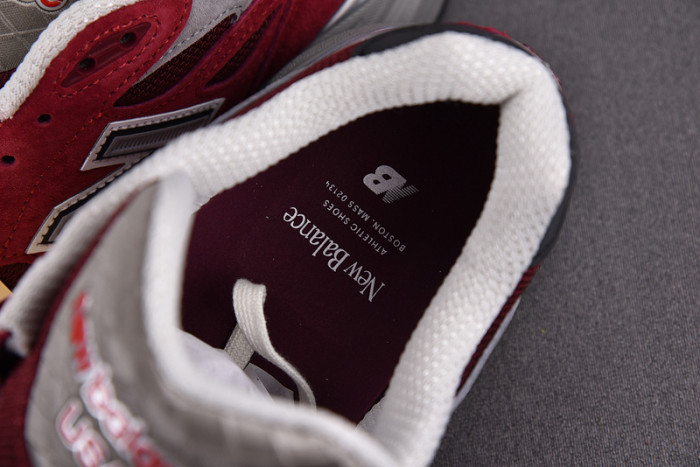 NEW BALANCE SNEAKER NB066