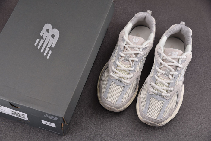 NEW BALANCE SNEAKER NB106