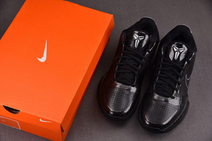 NIKE ZOOM KOBE V X 