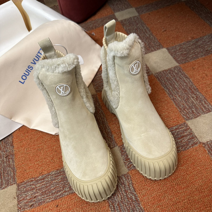LV BOOTS L000031