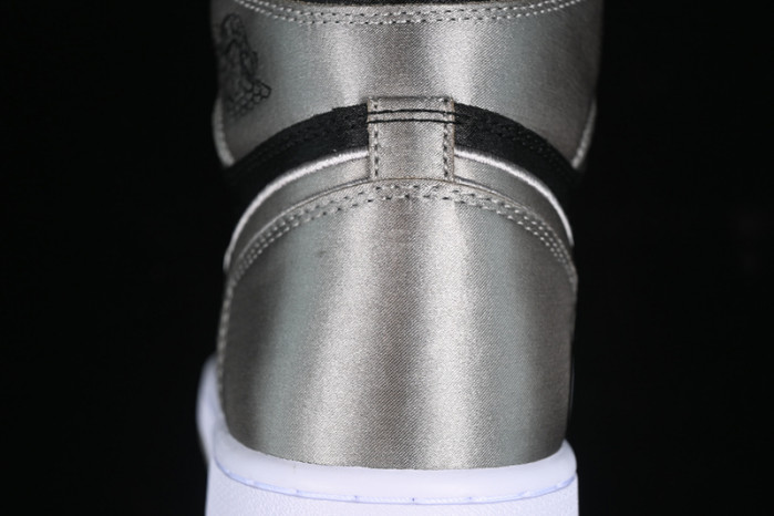 Air Jordan 1 High OG WMNS