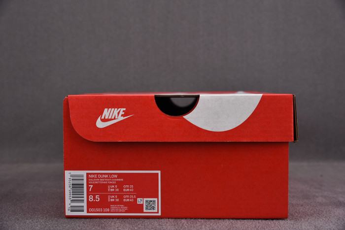 Nike Dunk Low Bordeaux DD1503-108