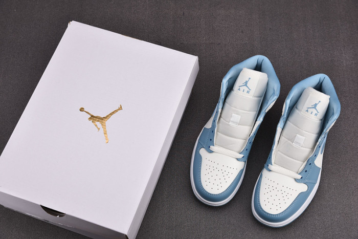 Air Jordan 1 Mid “UNC” BQ6472-141