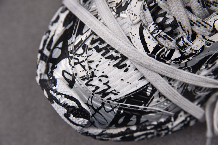 RUNNER SNEAKER RS068