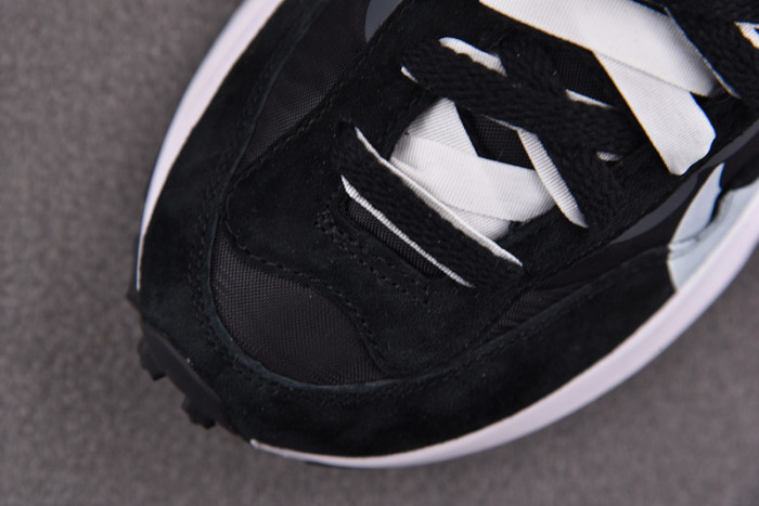 SACAI X NIKE VAPORWAFFLE “Tour Yellow ” DD1875-003