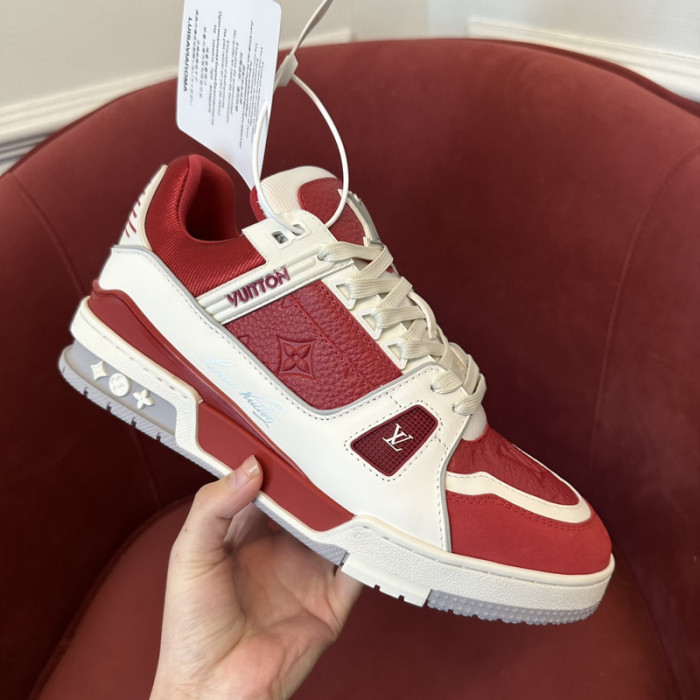LV TRAINER SNEAKER LV-000608