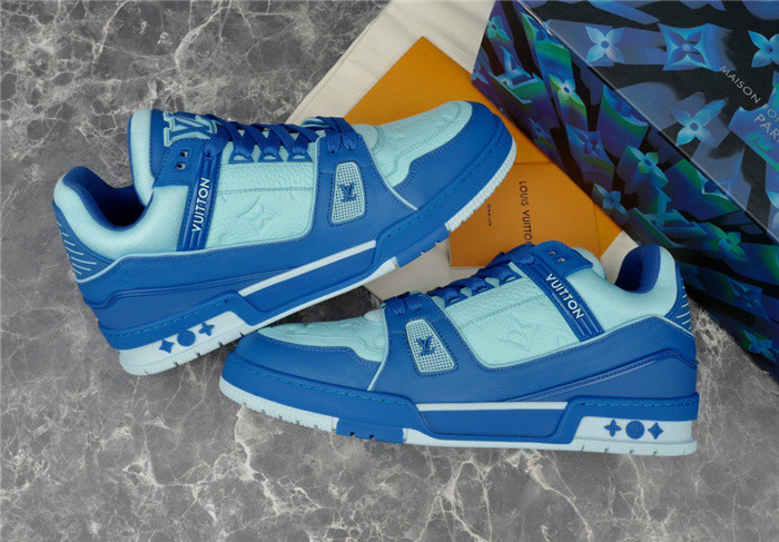 LV SNEAKER LV-000289