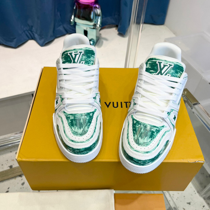 LV SNEAKER LV-000408