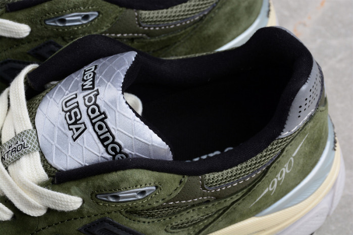 NEW BALANCE SNEAKER 013