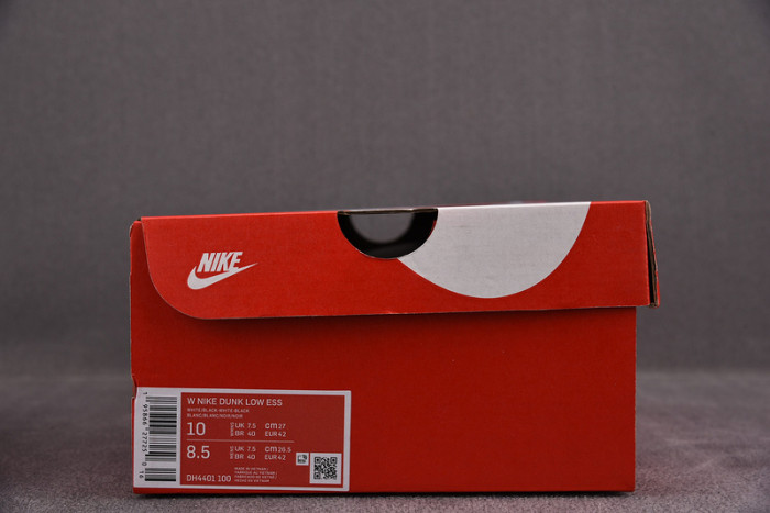 Nike Dunk Low WMNS “Black Paisley” DH4401-100