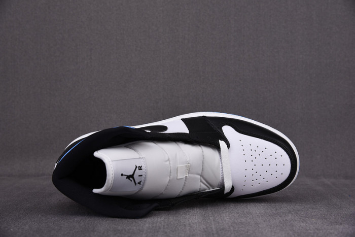 Jordan 1 Mid University Blue (Women