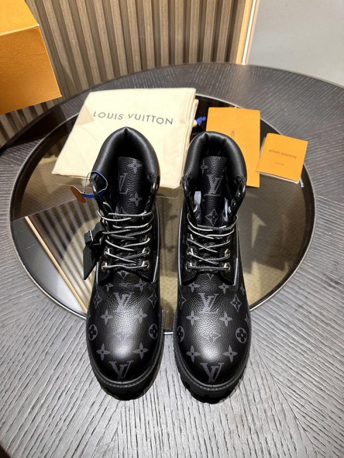 LV BOOTS L000018