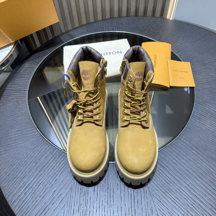 LV BOOTS L000043