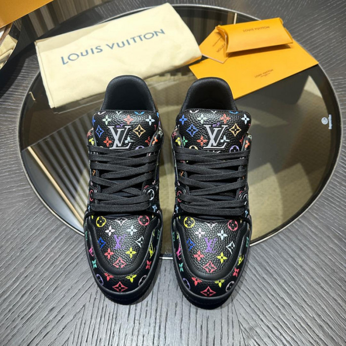 LV TRAINER SNEAKER LVT-000611