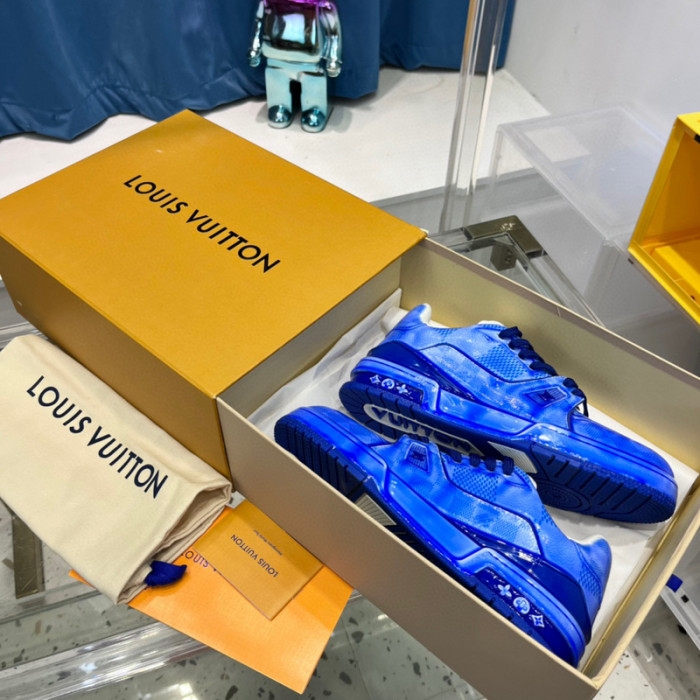 LV SNEAKER LV-000387