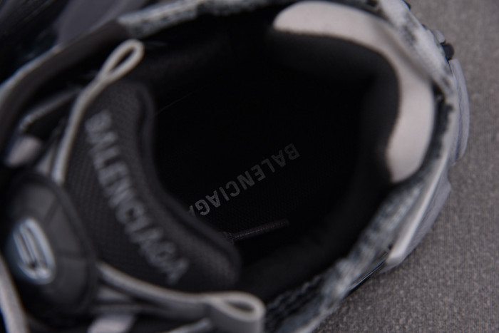 RUNNER SNEAKER RS012