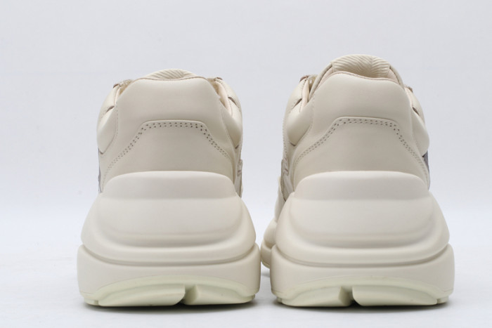 G*u*i* trainer sneaker31