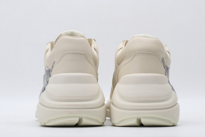 G*u*i* trainer sneaker20