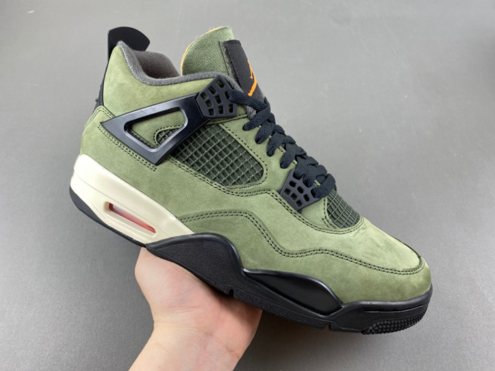 Undefeated x Air Jordan 4 Retro 2025 IB1519-200