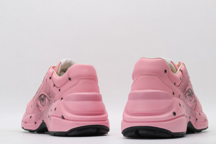 G*u*i* trainer sneaker15