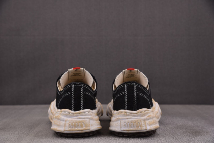 Ma*s*n mihara yasuhiro sneaker