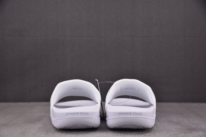 Kobe Bryant x Offcourt Slide 