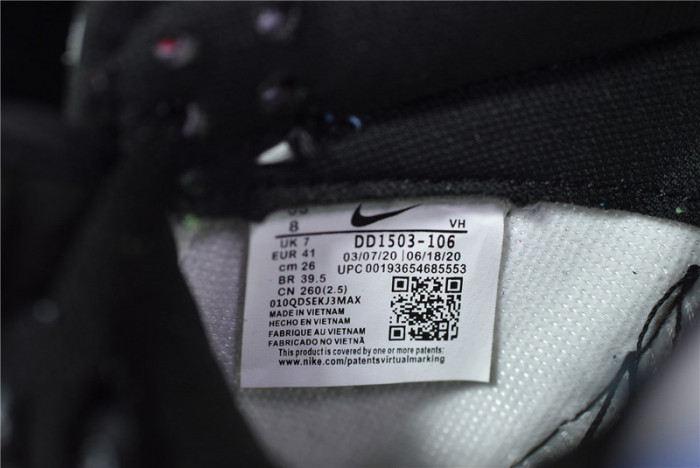 NIKE SB DUNK LOW GREEN STRIKE DD1503-106