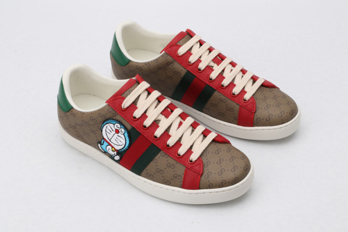 G*u*i* trainer sneaker64